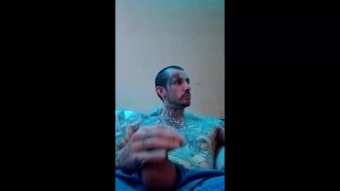 Snapshot of killakk_117 chatting on May 16, 10:36 am killakk_117 online show from May 16, 10:36 am