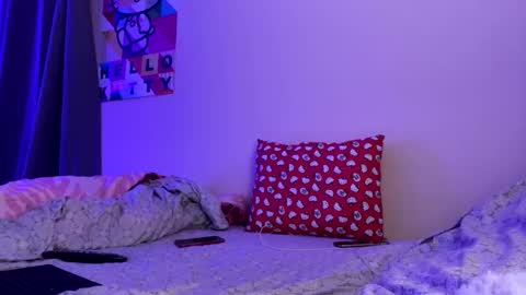 Snapshot of killerxkitty4 chatting on February 16, 2:09 am killerxkitty4 online show from February 16, 2:09 am