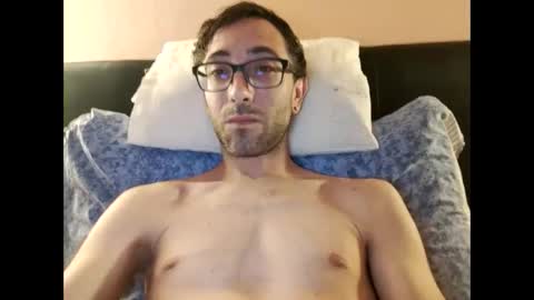 Snapshot of killua1993 chatting on September 16, 8:32 pm kingstoned online show from September 16, 8:32 pm