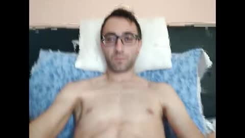 Snapshot of killua1993 chatting on September 21, 9:44 am kingstoned online show from September 21, 9:44 am