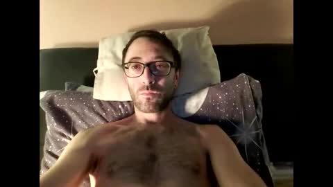 Snapshot of killua1993 chatting on November 9, 6:06 pm kingstoned online show from November 9, 6:06 pm