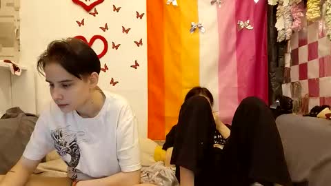 Snapshot of kim__ray chatting on May 4, 11:12 pm kim__ray online show from May 4, 11:12 pm