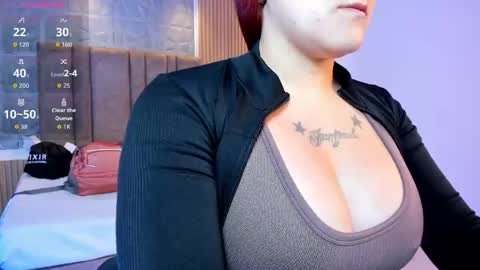 Snapshot of kim_brown_ chatting on April 27, 11:52 am Kim online show from April 27, 11:52 am