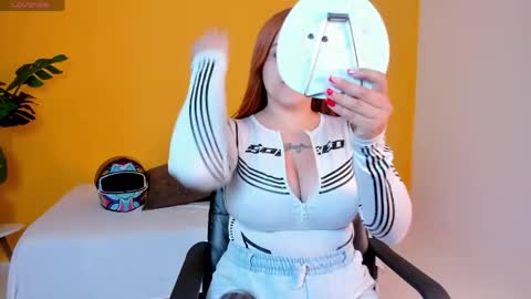 Snapshot of kim_brown_ chatting on May 14, 12:01 pm Kim online show from May 14, 12:01 pm