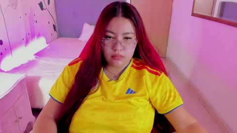 Snapshot of kim_conor chatting on June 24, 12:15 pm kim_conor online show from June 24, 12:15 pm