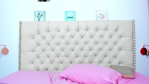 kim_eli online show from December 15, 10:47 pm