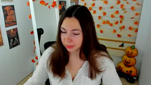 Kim online show from November 19, 7:30 am