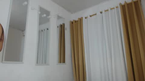 kim online show from December 2, 9:13 am