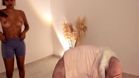 Kim Murphy online show from November 6, 11:44 am