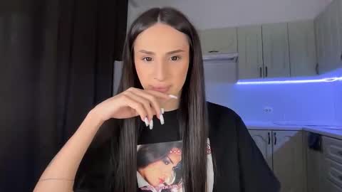 Kim Oberlin online show from March 3, 2:01 pm