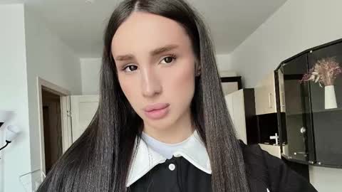 Kim Oberlin online show from March 4, 12:55 pm