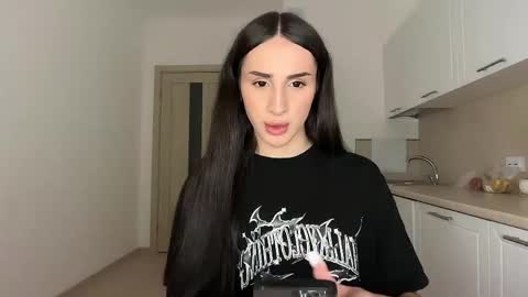 Kim Oberlin online show from April 3, 7:34 pm