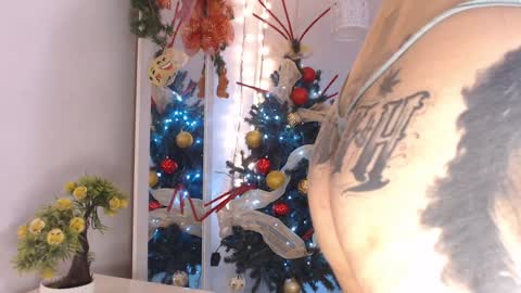 Snapshot of kimandyuk chatting on December 27, 1:53 am Kim  Yuk online show from December 27, 1:53 am