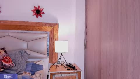 kimberly shaw online show from October 11, 6:50 pm