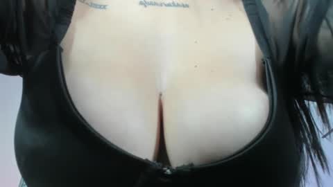 Snapshot of kimberlycoxxx chatting on February 26, 6:21 pm kimberly online show from February 26, 6:21 pm