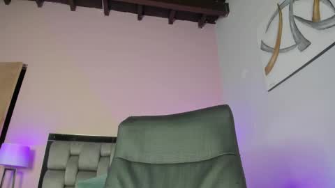 Snapshot of kimberlycoxxx chatting on February 27, 12:32 am kimberly online show from February 27, 12:32 am