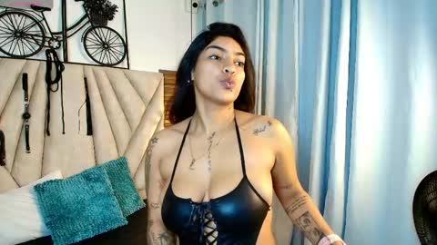 Snapshot of kimberlyfox_t chatting on April 23, 1:13 pm kimberlyfox_t online show from April 23, 1:13 pm