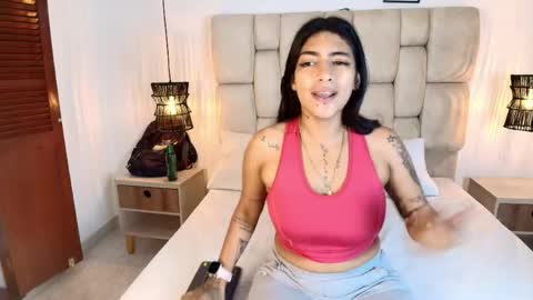 Snapshot of kimberlyfox_t chatting on May 28, 1:08 pm kimberlyfox_t online show from May 28, 1:08 pm