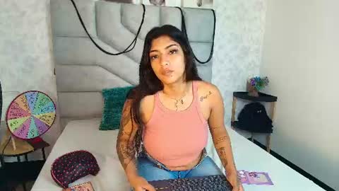 Snapshot of kimberlyfox_t chatting on July 21, 12:40 pm kimberlyfox_t online show from July 21, 12:40 pm