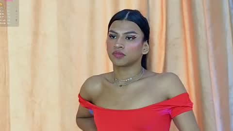 Snapshot of kimberlyn_burbano chatting on June 13, 5:22 pm Kimberlyn online show from June 13, 5:22 pm
