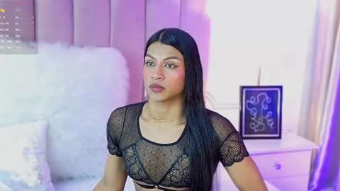Snapshot of kimberlyn_burbano chatting on July 13, 6:55 pm Kimberlyn online show from July 13, 6:55 pm
