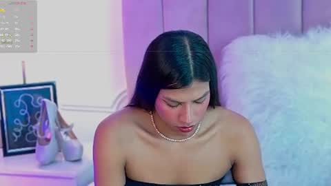 Snapshot of kimberlyn_burbano chatting on July 14, 7:30 pm Kimberlyn online show from July 14, 7:30 pm