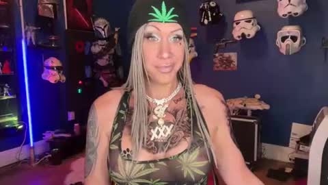 Snapshot of kimberlynnhaven chatting on September 29, 7:08 pm Kimber Haven online show from September 29, 7:08 pm