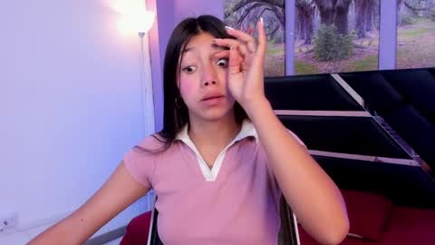 Kimberly Villalobos online show from December 23, 11:25 am