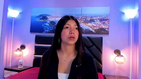 Kimberly Villalobos online show from April 15, 11:28 am