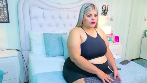 KimBrooks online show from September 28, 11:15 am