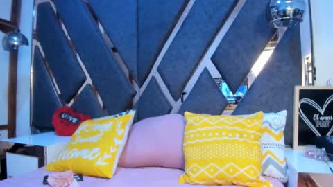 Kimy online show from February 18, 2:24 pm