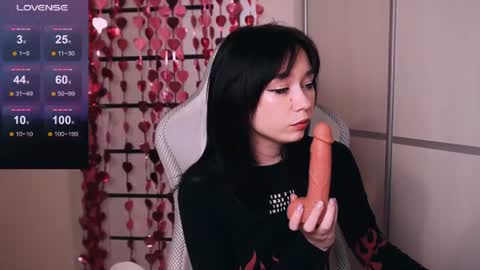 Snapshot of kimiko_luv chatting on July 28, 8:52 pm Kimiko online show from July 28, 8:52 pm