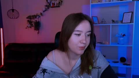 just Kimi  online show from May 29, 8:56 am