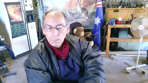 kimintheshed online show from March 15, 12:05 am