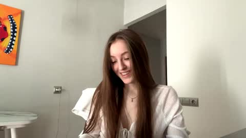 Snapshot of kimireaves chatting on March 9, 8:51 am Karma online show from March 9, 8:51 am