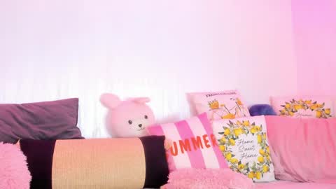 Snapshot of kimkardassiann chatting on May 20, 7:31 pm Natalie online show from May 20, 7:31 pm