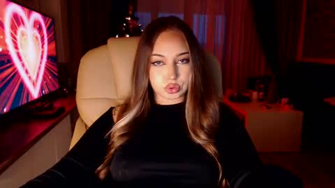 Kim Lee  online show from December 24, 2:33 pm