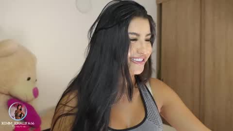 Kim  online show from April 17, 2:14 am