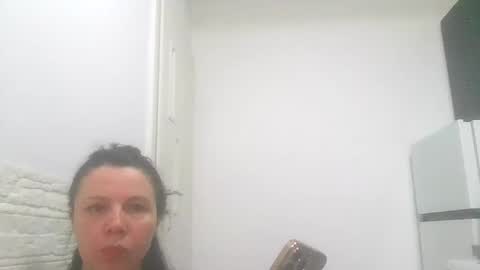 Snapshot of kimmi0606 chatting on April 4, 8:23 am kimmi0606 online show from April 4, 8:23 am