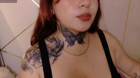 Snapshot of kimmi_kim chatting on June 8, 10:32 pm online show from June 8, 10:32 pm