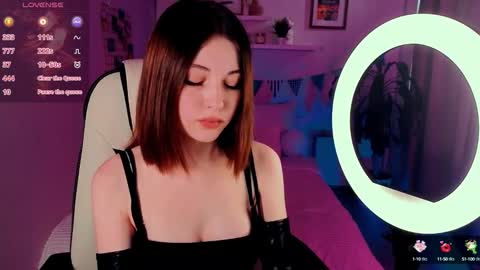  Your Kimmie  follow me  online show from September 24, 9:01 am