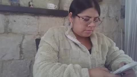 Snapshot of kimmy_kimmy_ chatting on January 8, 7:45 pm Kimmy online show from January 8, 7:45 pm