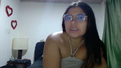 Snapshot of kimmy_kimmy_ chatting on September 20, 2:45 am Kimmy online show from September 20, 2:45 am