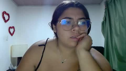 Snapshot of kimmy_kimmy_ chatting on September 22, 3:19 am Kimmy online show from September 22, 3:19 am