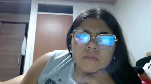 Snapshot of kimmy_kimmy_ chatting on October 13, 3:28 am Kimmy online show from October 13, 3:28 am
