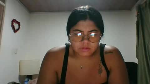 Snapshot of kimmy_kimmy_ chatting on October 16, 2:56 am Kimmy online show from October 16, 2:56 am