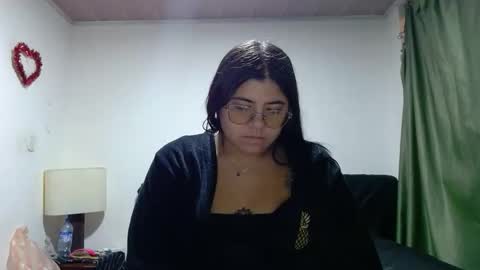 Snapshot of kimmy_kimmy_ chatting on October 17, 3:20 am Kimmy online show from October 17, 3:20 am