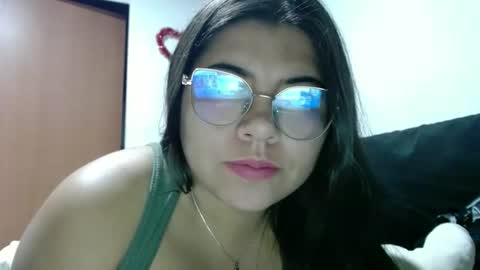 Snapshot of kimmy_kimmy_ chatting on October 23, 3:06 am Kimmy online show from October 23, 3:06 am