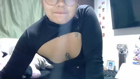 Snapshot of kimmy_kimmy_ chatting on November 14, 1:15 am Kimmy online show from November 14, 1:15 am