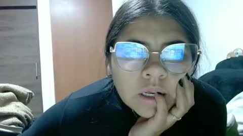Snapshot of kimmy_kimmy_ chatting on January 10, 4:47 am Kimmy online show from January 10, 4:47 am